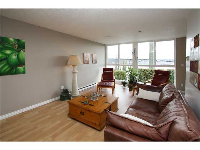 # 6 312 CARNARVON ST - Downtown NW TWNHS, 2 Bedrooms (V878554)