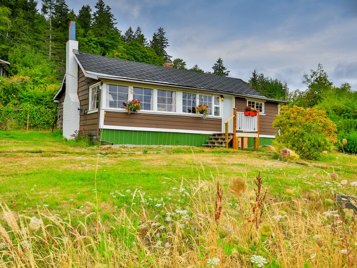5673 Island S Hwy - CV Union Bay/Fanny Bay Single Family Detached for sale, 2 Bedrooms (445278)