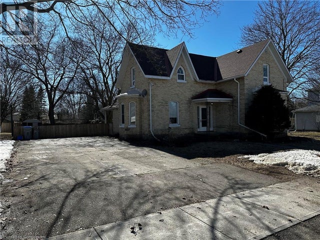 34 QUEEN Street W - Brussels House for Sale, 3 Bedrooms (40689609)