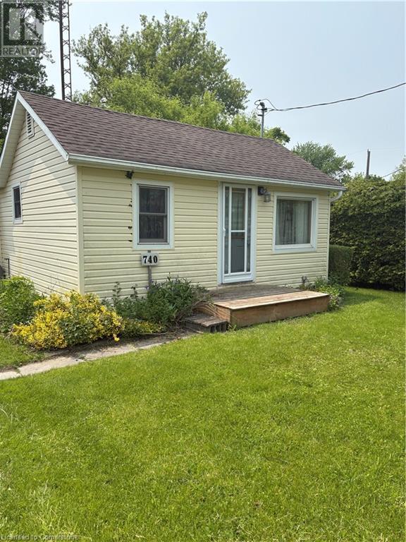 740 INKERMAN Street E - Listowel House for Sale, 2 Bedrooms (40738186)