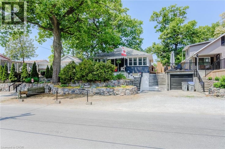 3 ELMWOOD Avenue - Grand Bend House for Sale, 2 Bedrooms (40762201)