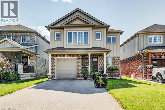 390 ARMSTRONG Street W - Listowel House for Sale, 3 Bedrooms (40768074)