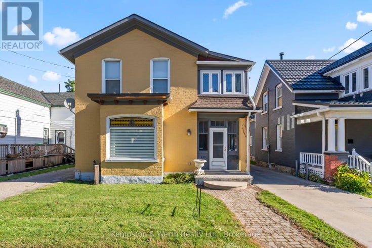 439 MAIN STREET W - North Perth (listowel) House for Sale, 2 Bedrooms (X12447290)