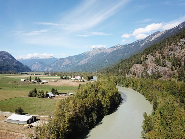 8687 PEMBERTON MEADOWS ROAD - Pemberton Meadows House with Acreage for sale, 4 Bedrooms (R2822183)