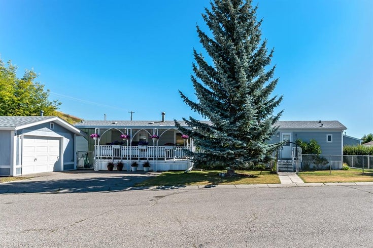 102 Heritage Drive - Heritage Okotoks Mobile for sale, 3 Bedrooms (A1016293)