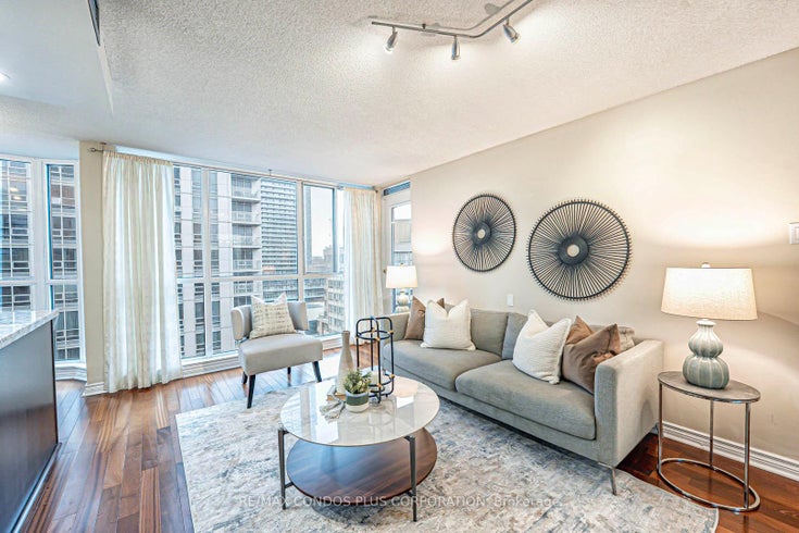 1810 - 736 Bay Street - Bay Street Corridor Condo Apartment for Sale, 2 Bedrooms (C12200632)
