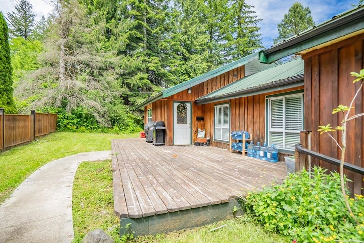 11808 Statim Street - Stave Falls Single Family Residence for Sale, 3 Bedrooms (R3009946)