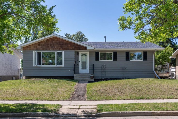 4416 67 Street  - Westmount Detached, 4 Bedrooms (A2226553)