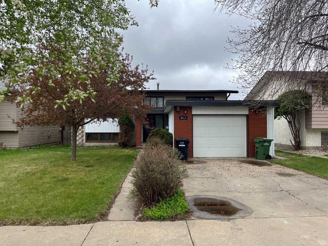 6513 49 Avenue  - Grandview Detached for Sale, 4 Bedrooms (A2231175)