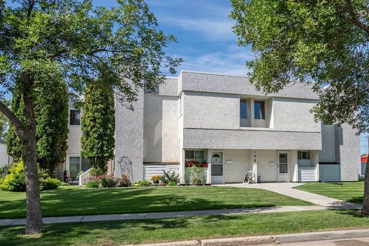 2, 108 Mount Pleasant Drive  - Mount Pleasant Row/Townhouse for Sale, 2 Bedrooms (A2249924)