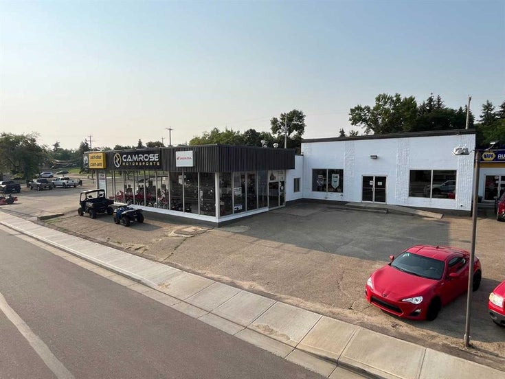 5607 48 Avenue  - West End Mixed Use for Lease(A2151536)