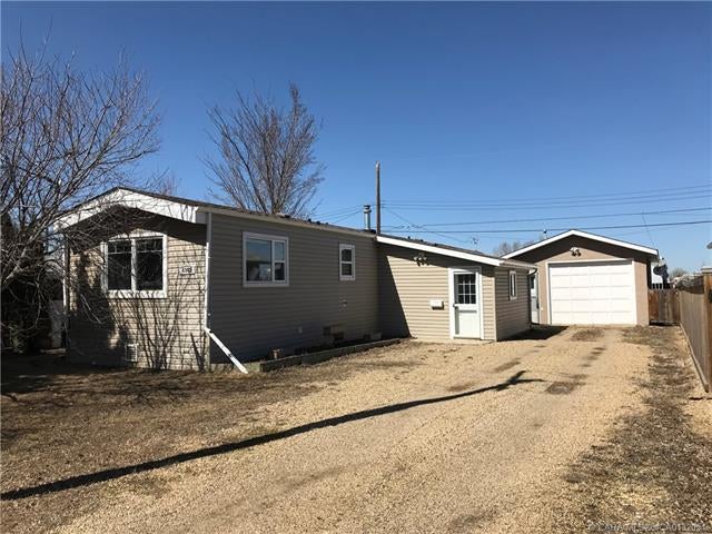 4902 54 Avenue - camrose Mobile Home, 2 Bedrooms (ca0132054)