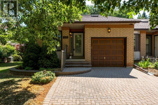 126 GREEN BRIAR ROAD - New Tecumseth (alliston) Row / Townhouse for Sale, 3 Bedrooms (N12315678)