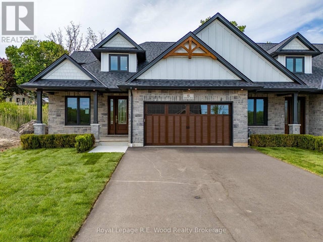 15 GREENHILL DRIVE - Tillsonburg Row / Townhouse for Sale, 4 Bedrooms (X11992714)