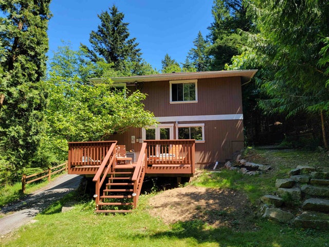 1301 Scarborough Road - Bowen Island House/Single Family for sale, 4 Bedrooms (R2702614)