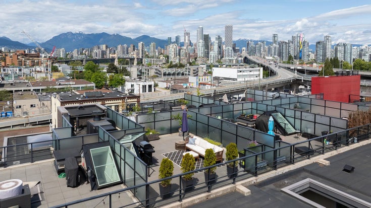 408 1628 W 4TH AVENUE - False Creek Apartment/Condo, 2 Bedrooms (R2885173)