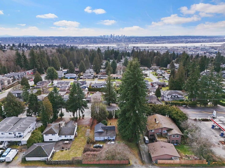 1735 Austin Avenue - Central Coquitlam Single Family Residence for Sale, 3 Bedrooms (R2972885)