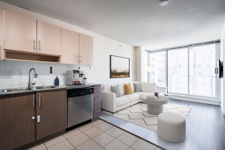1903 - 550 Taylor Street - Downtown VW Apartment/Condo for Sale(R2993987)