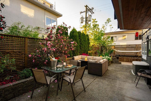203 - 1631 Vine Street - Kitsilano Apartment/Condo for Sale, 1 Bedroom (R2999383)
