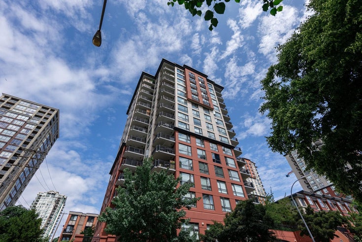1202 - 833 Agnes Street - Downtown NW Apartment/Condo for Sale, 1 Bedroom (R3017440)