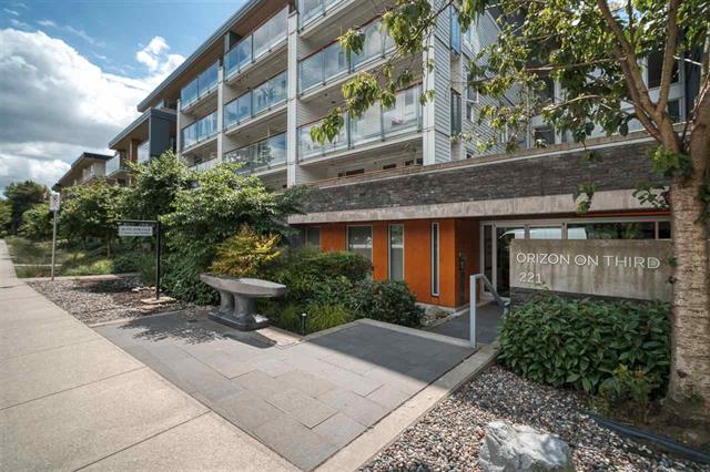 1 221 E 3RD STREET - Lower Lonsdale Apartment/Condo for sale, 2 Bedrooms (R2467131)