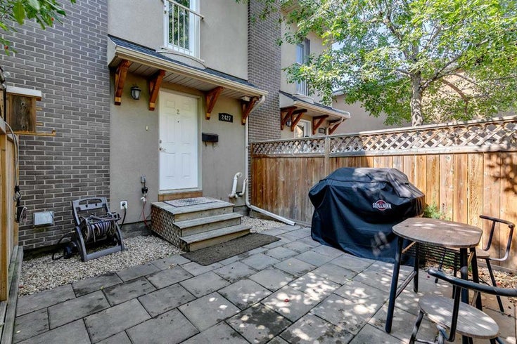 2, 2427 29 Street SW - Killarney/Glengarry Row/Townhouse for sale, 2 Bedrooms (A2076005)