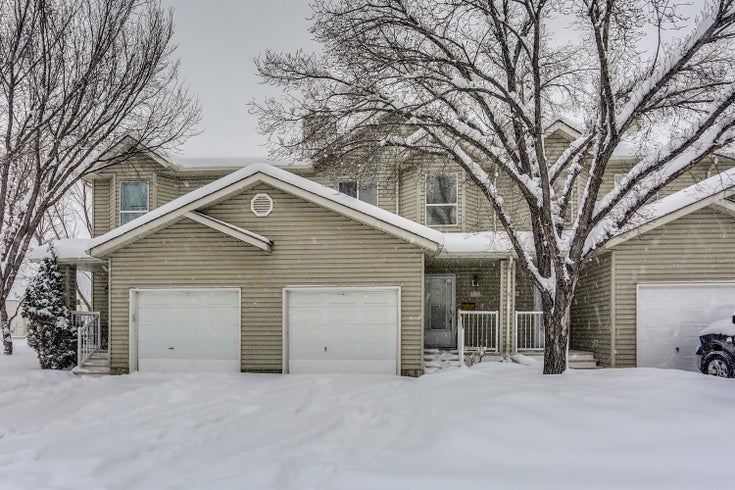 141 Mt Douglas Manor SE - McKenzie Lake Semi Detached (Half Duplex), 3 Bedrooms (c4165538)