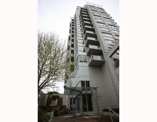 # 1003 120 W 16TH ST - Central Lonsdale Apartment/Condo for sale, 2 Bedrooms (V641811)