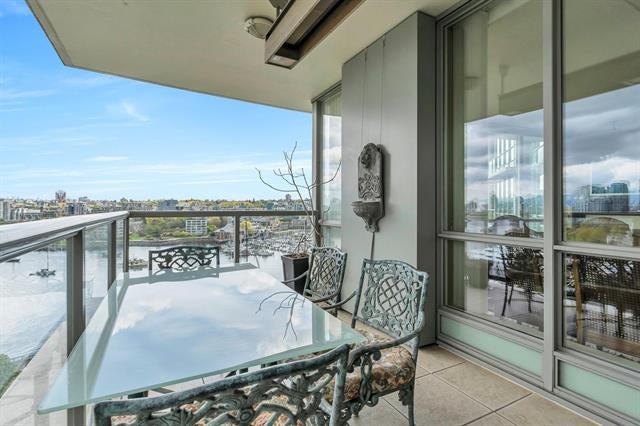 1105 1328 Marinaside Crescent - Yaletown Apartment/Condo for sale, 2 Bedrooms (R2688996)