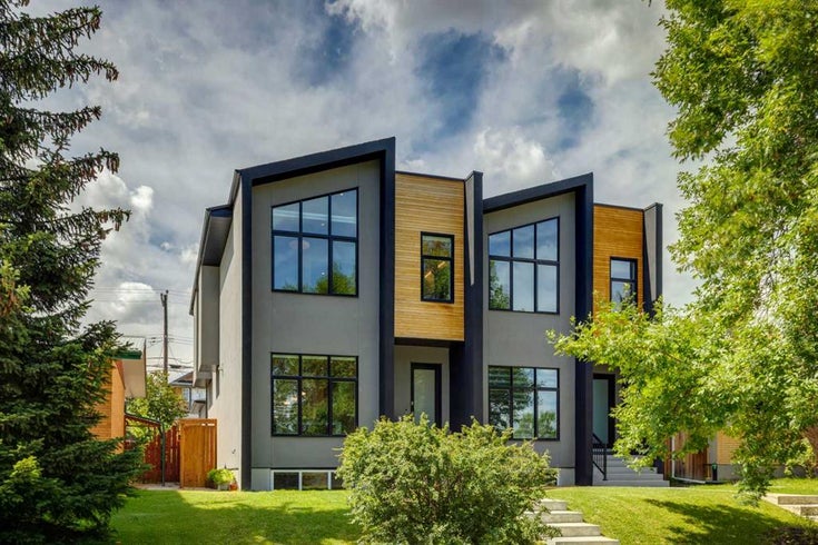 3131 43 Street SW - Glenbrook Semi Detached (Half Duplex) for Sale, 4 Bedrooms (A2242910)