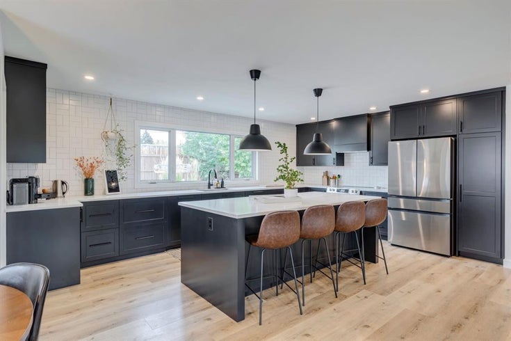 1240 Mapleglade Crescent SE - Maple Ridge Detached for Sale, 5 Bedrooms (A2261189)