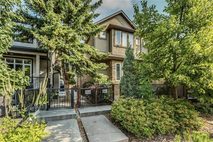 2, 728 56 Avenue SW - Windsor Park Row/Townhouse, 3 Bedrooms (A1228661)