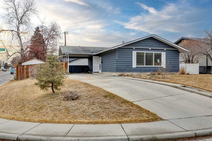 720 Mapleton Drive SE - Maple Ridge Detached, 5 Bedrooms (A2208724)