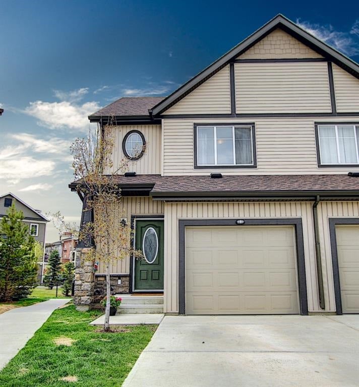 205 Copperpond Landing SE Calgary, AB T2Z 1G6 - Copperfield Row/Townhouse(A1107360)