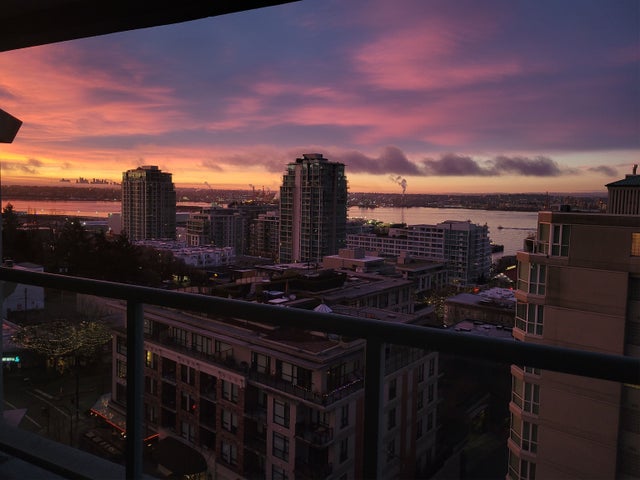 1202 - 120 W 2nd Street - Lower Lonsdale Apartment/Condo for Sale, 2 Bedrooms (R3013651)