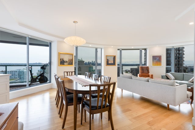1202 - 120 W 2nd Street - Lower Lonsdale Apartment/Condo for Sale, 2 Bedrooms (R3000793)
