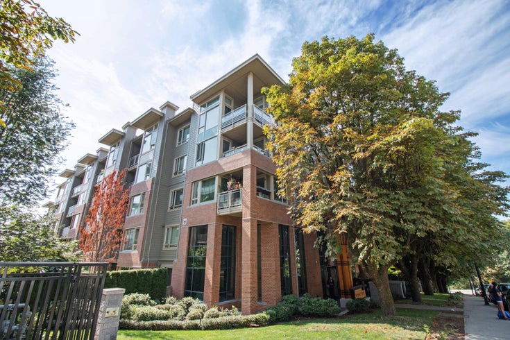 306 139 W 22ND STREET - Central Lonsdale Apartment/Condo for sale, 2 Bedrooms (R2201915)