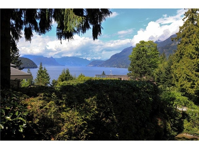 8589 BEDORA PLACE - Howe Sound House/Single Family for sale, 4 Bedrooms (V1120793)