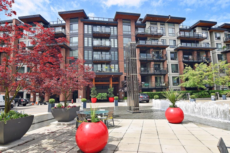 622 723 W 3RD STREET - Harbourside Apartment/Condo for sale, 2 Bedrooms (R2463465)