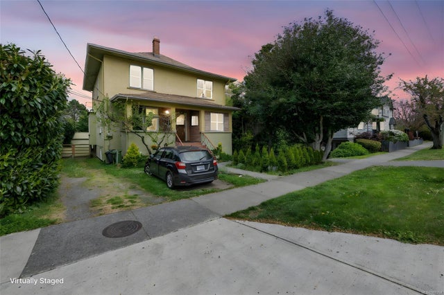 1138 Oxford St - Vi Fairfield West Single Family Residence for Sale, 7 Bedrooms (997764)
