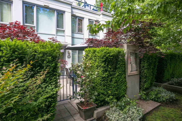 938 Beatty Street - Yaletown Townhouse for Sale, 2 Bedrooms (R3001790)