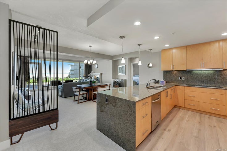 102 - 738 Sayward Hill Terr - SE Cordova Bay Condo Apartment for Sale, 2 Bedrooms (970334)