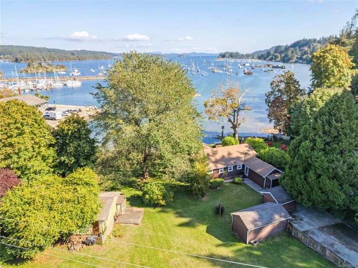 171 Fulford-Ganges Rd - GI Salt Spring Single Family Residence for Sale, 3 Bedrooms (979471)