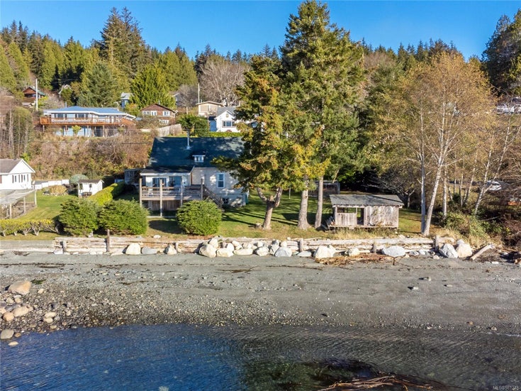 310 1st St - Isl Sointula Single Family Residence for Sale, 4 Bedrooms (981248)