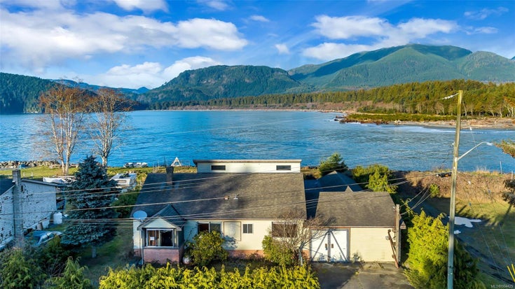 6672 Queesto Dr - Sk Port Renfrew Single Family Residence for Sale, 4 Bedrooms (984429)