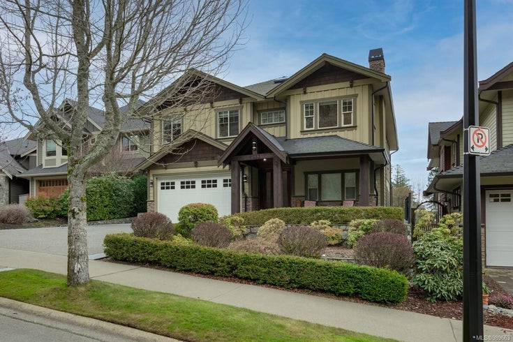 2333 Copper Rock Crt - La Bear Mountain Single Family Residence for Sale, 7 Bedrooms (989663)