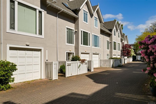 4 - 356 Simcoe St - Vi James Bay Townhouse for Sale, 3 Bedrooms (997194)
