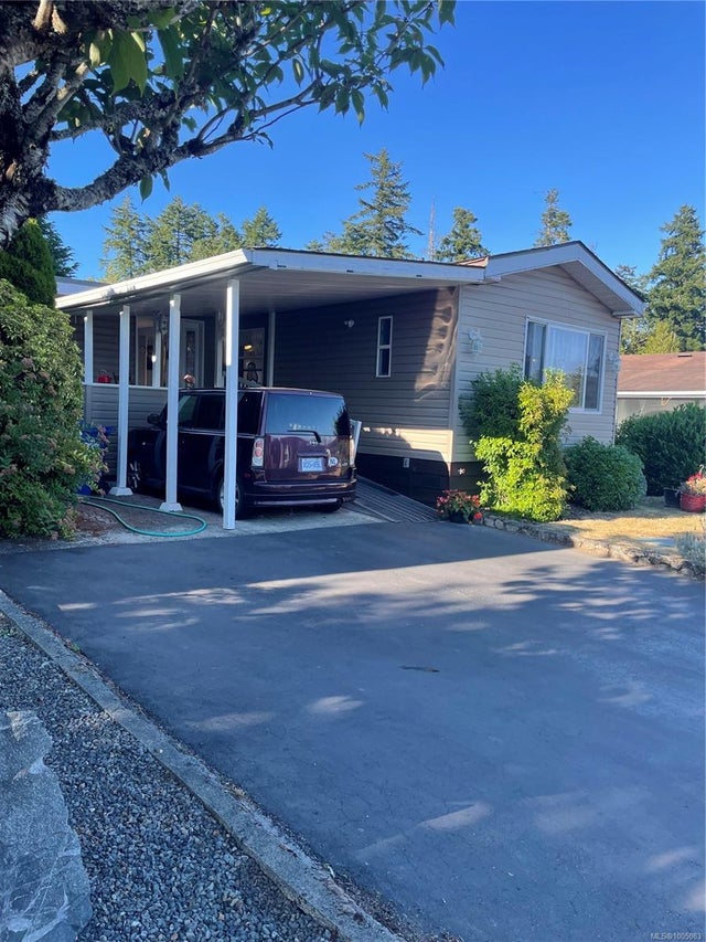 15 - 7701 Central Saanich Rd - CS Hawthorne Manufactured Home for Sale, 2 Bedrooms (1005083)