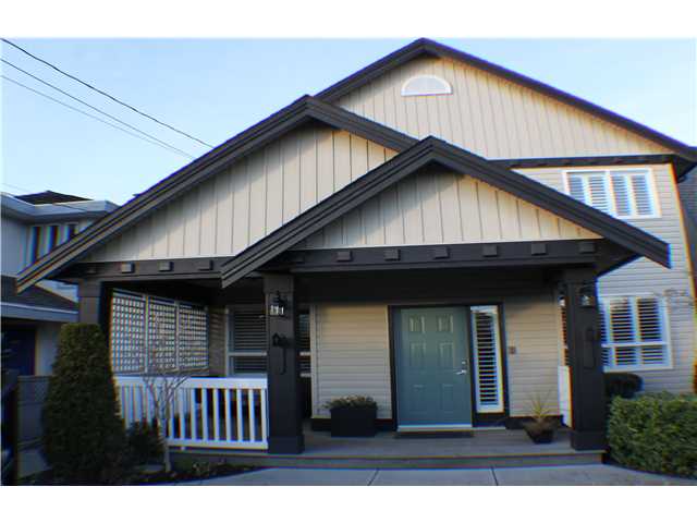 3831 RICHMOND ST - Steveston Village House/Single Family, 4 Bedrooms (V1037235)