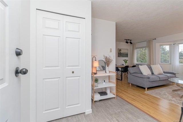 202 - 2524 Lewis St - Du East Duncan Condo Apartment for Sale, 2 Bedrooms (1000136)